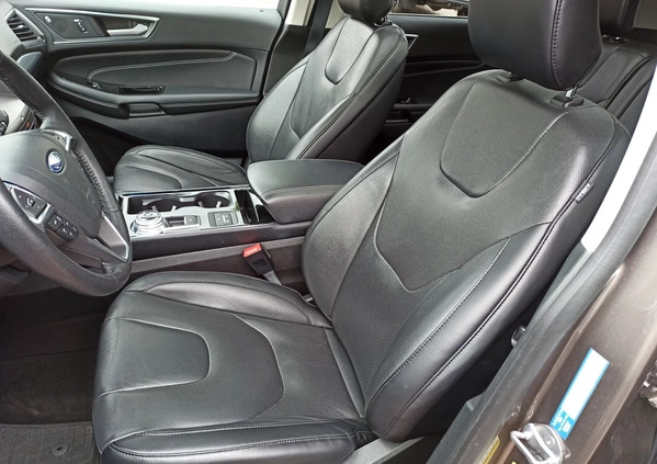 Ford EDGE cena 106900 przebieg: 67861, rok produkcji 2019 z Góra małe 254